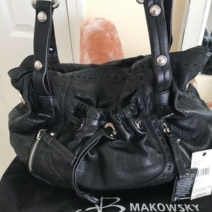 B Makowsky black purse